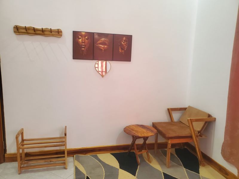 JOY EXCUTIVE LOGE - Image 5