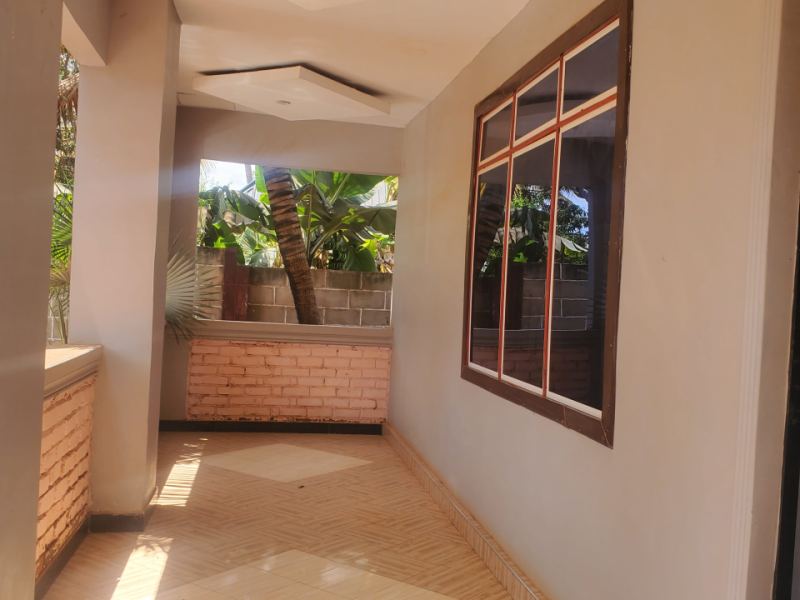 STATE HOOD LODGE - Image 2