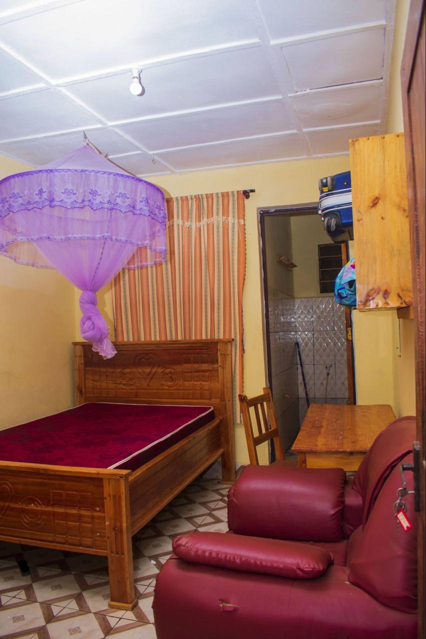 Rebecca Hostel - Image 3
