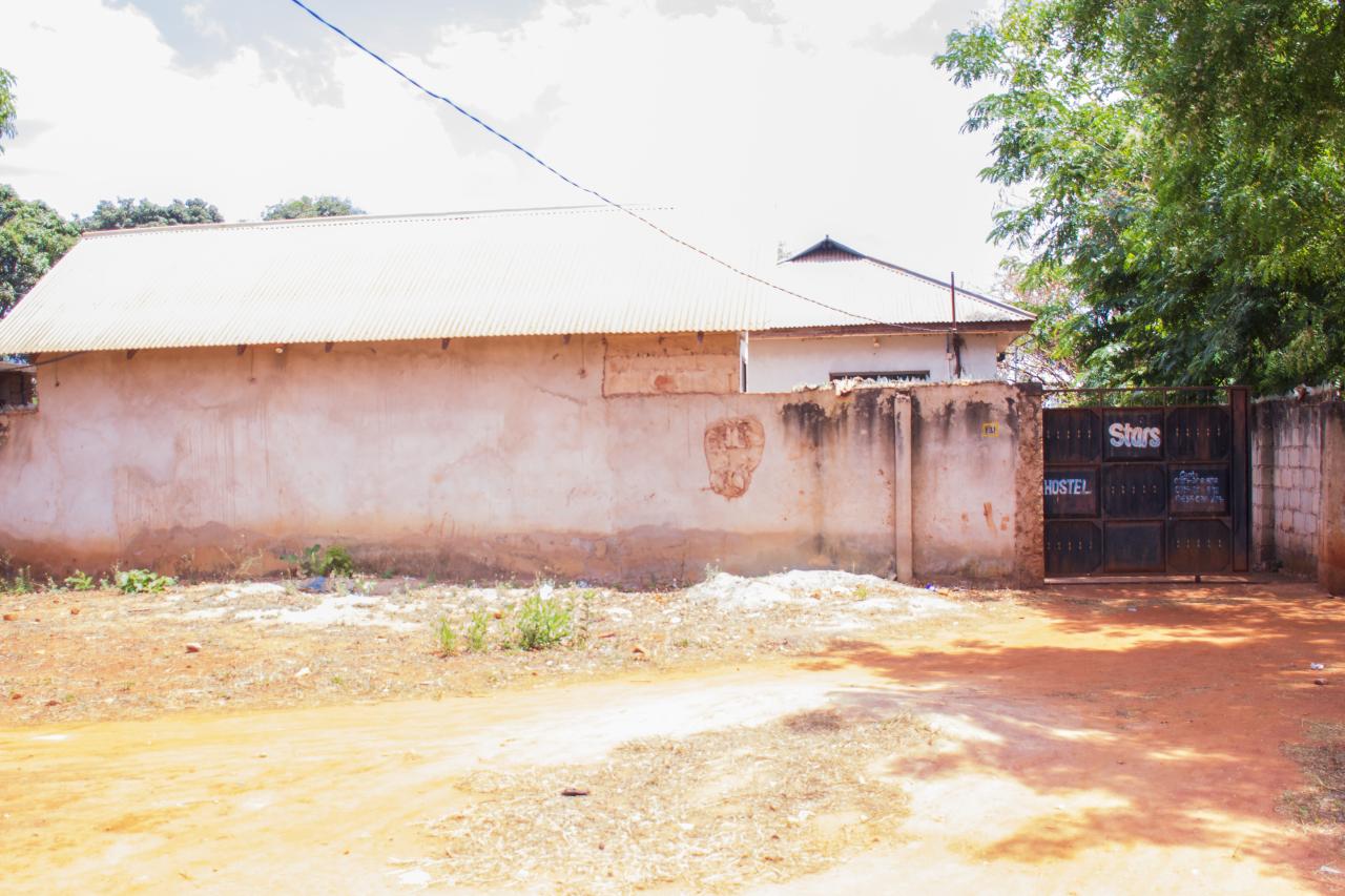 3 Star Hostel - Image 7