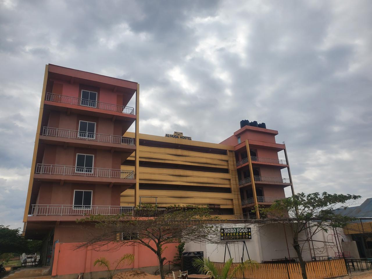 Alhuda hostel - Image 8