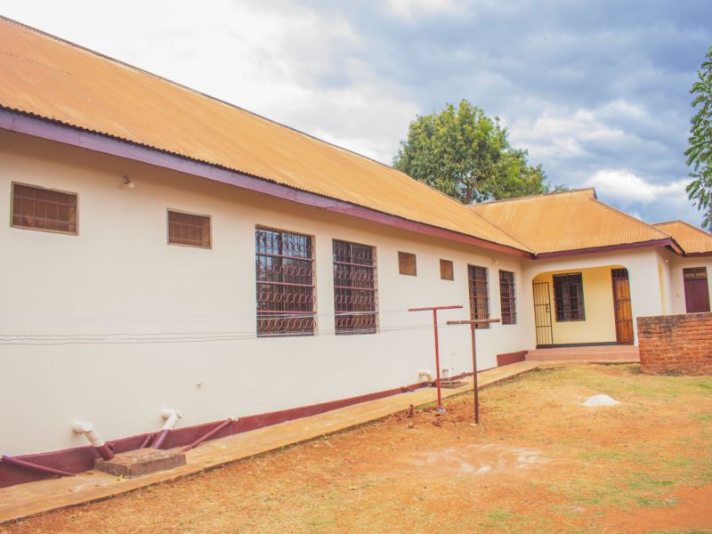 KOMBA 2 HOSTEL - Image 9