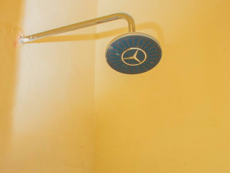 Room M18 3
