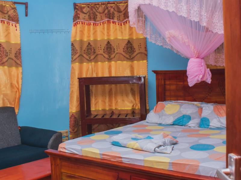Room RE13 2